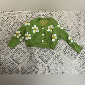 Cute green smiley flower cardigan with big white buttons